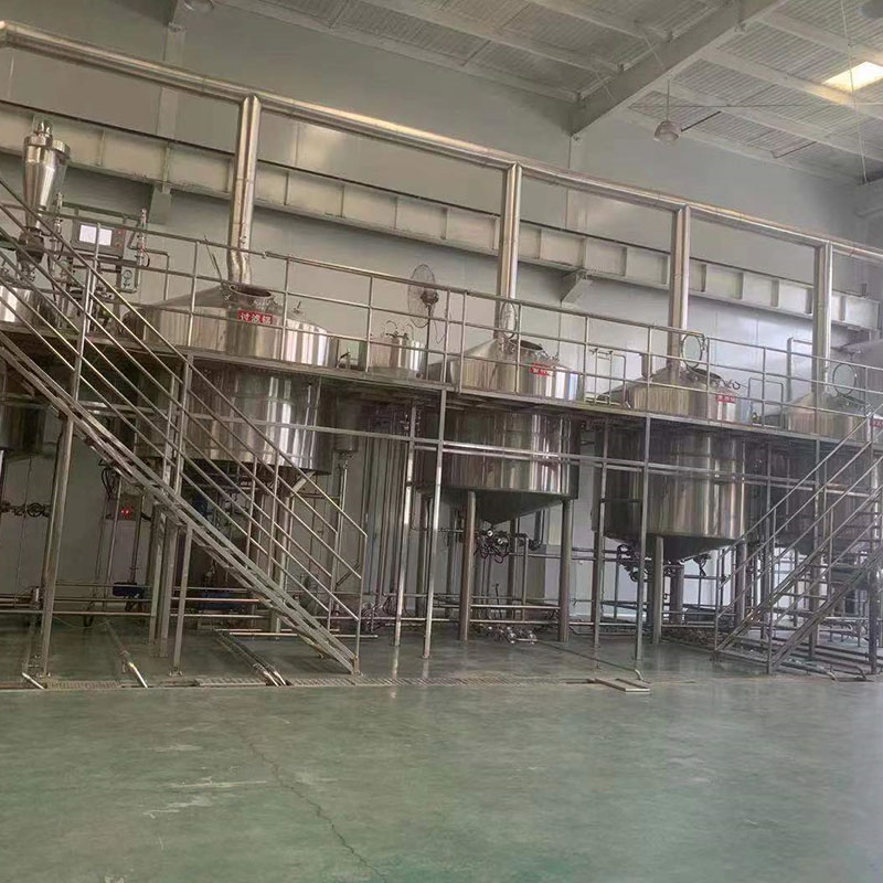 连山精酿啤酒设备厂—平面布置、设备设计、制造、调试、培训等一条龙服务_COPY